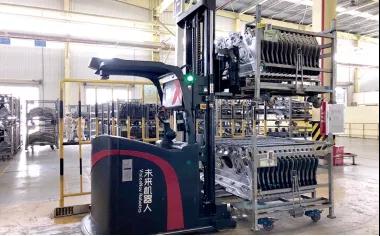【雙年度創新產品獎】未來機器人--視覺導航平衡重式無人叉車