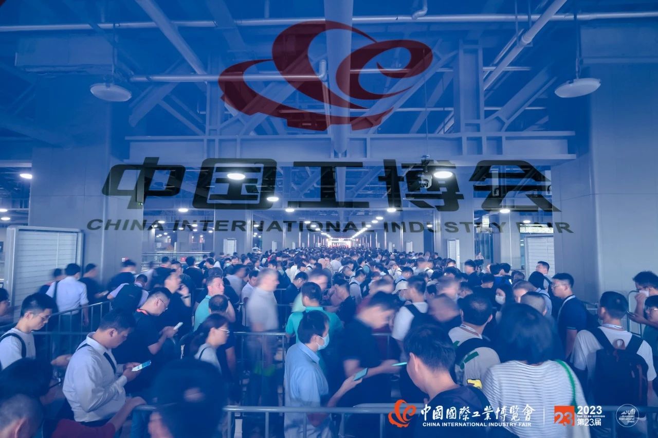 工博會新品薈萃，見證仙工智能讓移動機器人沒有門檻